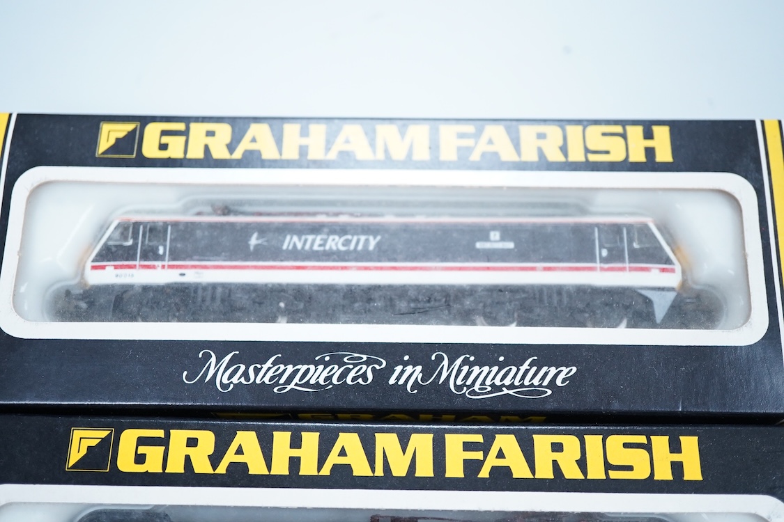 Four boxed Graham Farish N gauge railway electric and diesel locomotives; a BR class 55, Argyle & Sutherland Highlander D9021 (8414), a Freightliner class 57, Freightliner Pioneer 57001 (804A), a Rail Express class 90, P